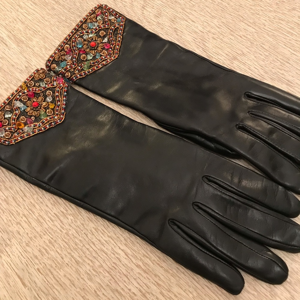 Retro Black Long Leather Jewel Trimmed Gloves - Picture 10 of 11